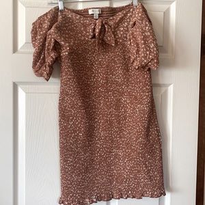 Puffed sleeve bodycon dress